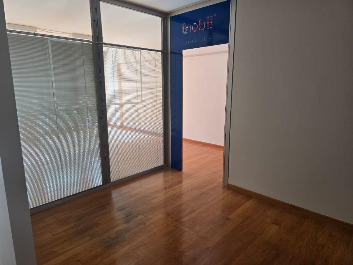 Foto de Piso, Inmejorable Ubicación y Muy Buen Estado, Superluminoso, Patio, imagen 3