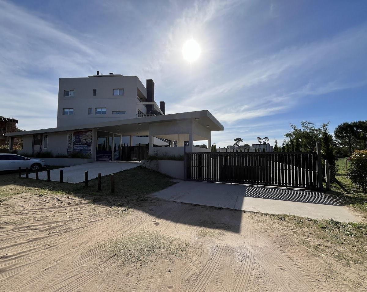 Departamento en Venta - Barrio Nayades - Pinamar 2