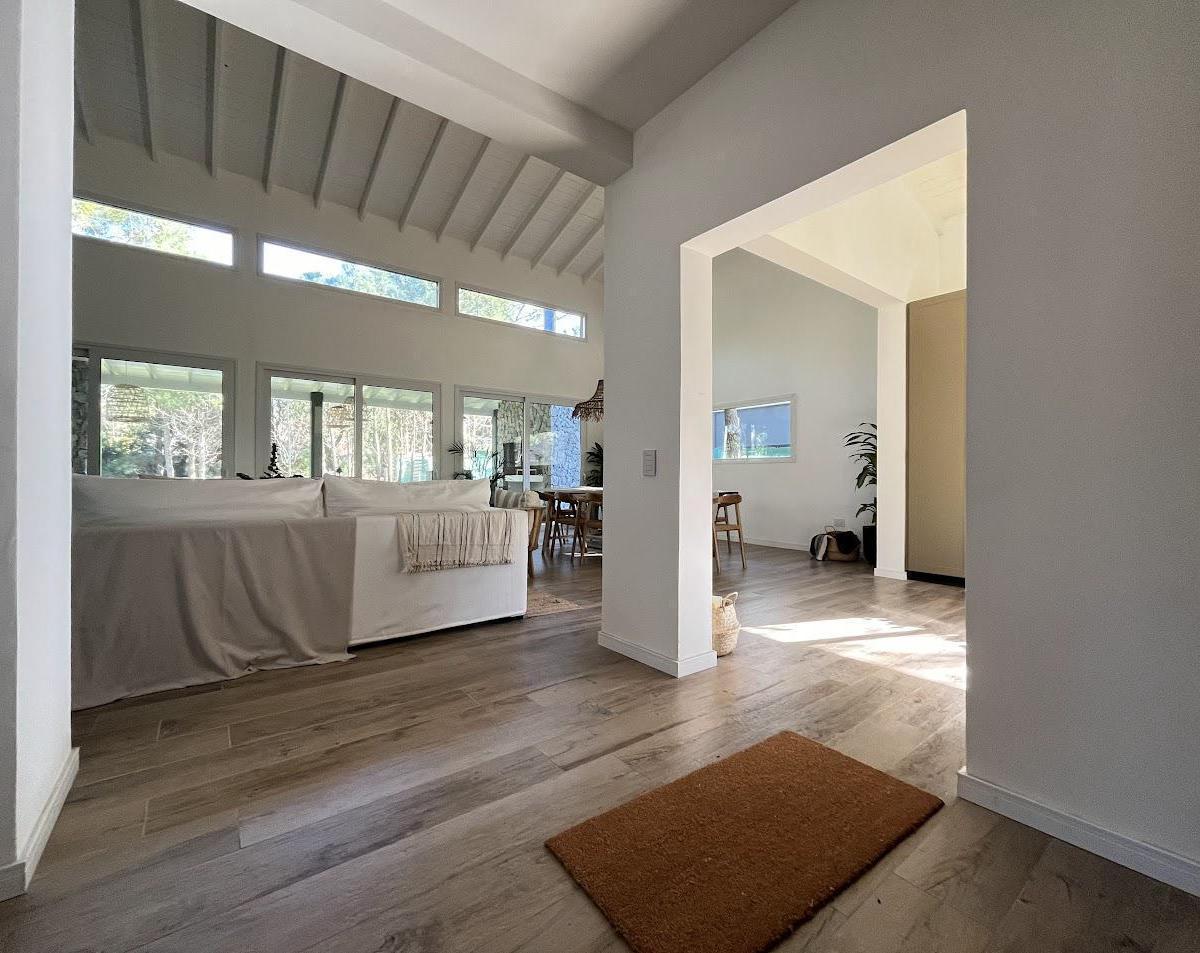 Casa en Venta - Barrio Marítimo IV Lote 37 - Costa Esmeralda - Playa - Dos Plantas 2