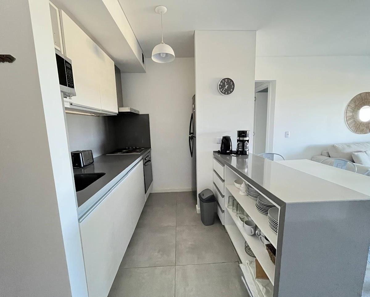 Departamento en Venta Al Golf 19 - Balcón Grande y Vistas 1