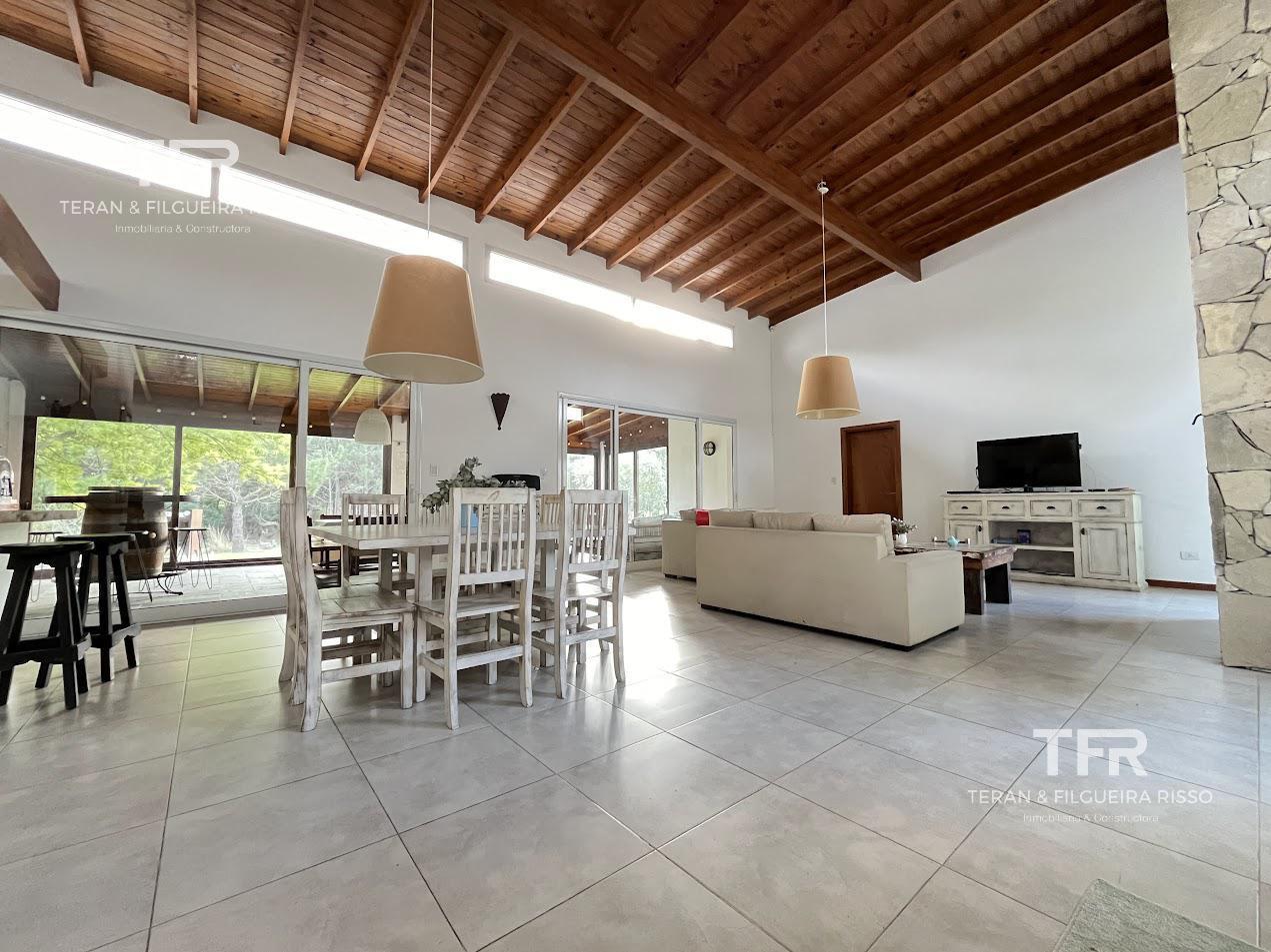 Foto de Oportunidad de Venta en Barrio Golf II de Costa Esmeralda - fondo a la, imagen 5