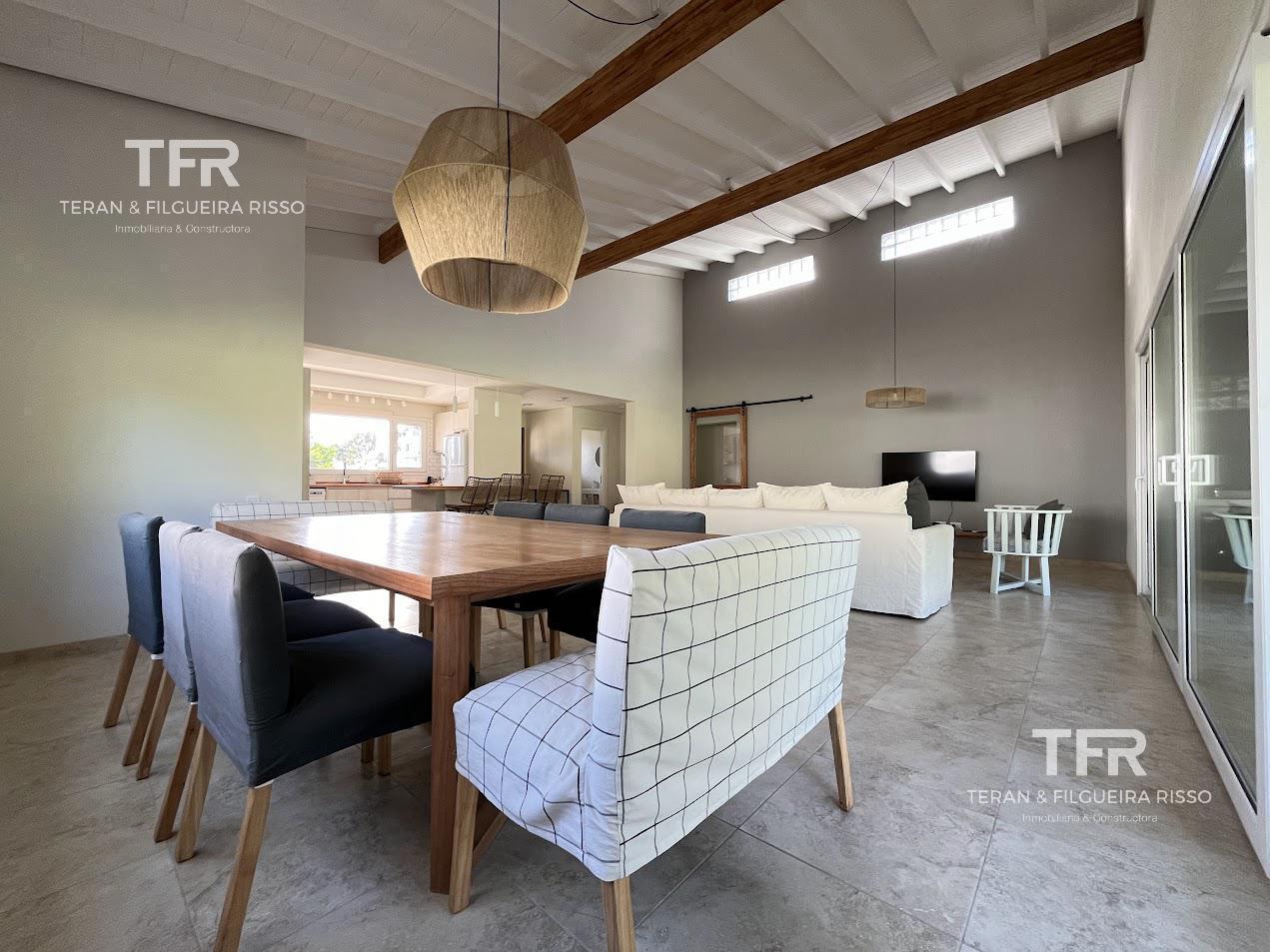 Foto de Venta en Ecuestre de Costa Esmeralda - Frente a la cancha de Polo, imagen 1
