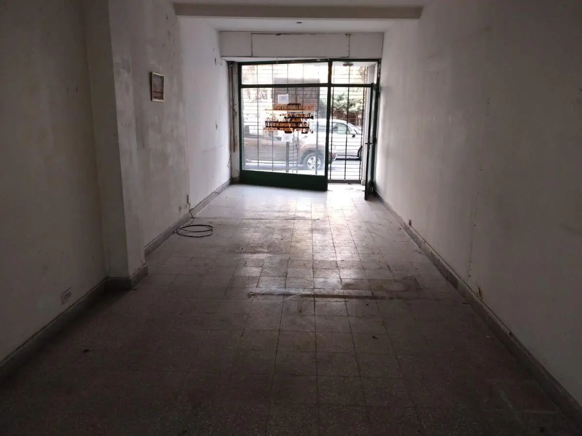 LOCAL COMERCIAL EN ALQUILER 2