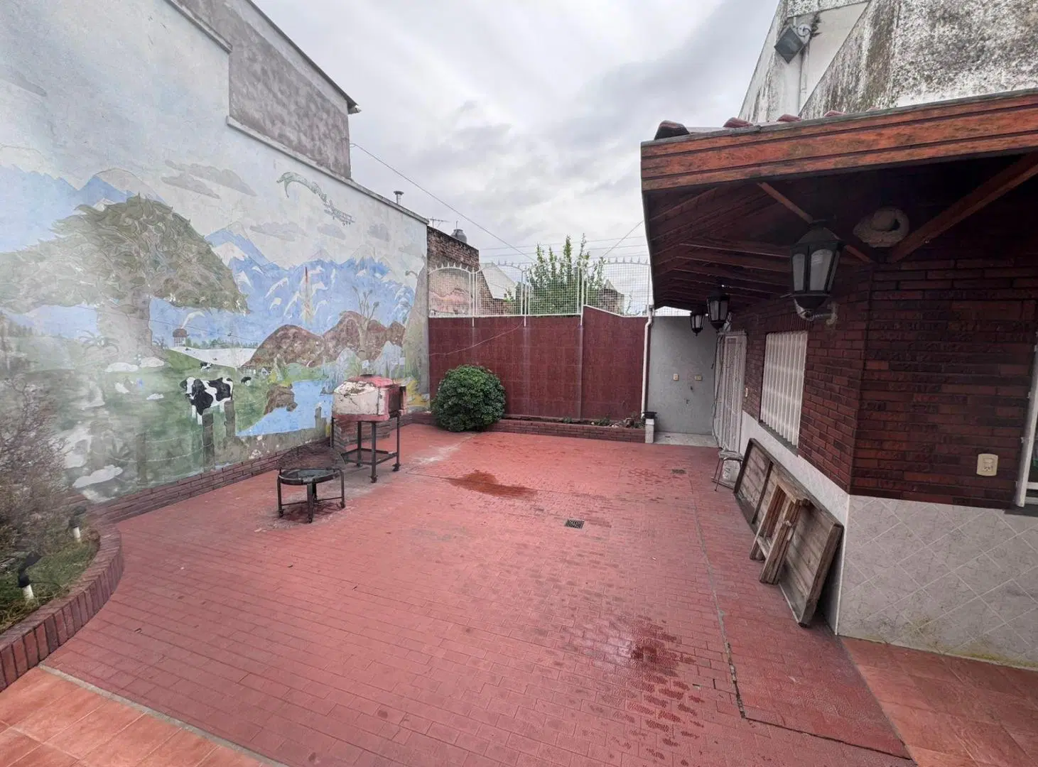 IMPORTANTE CASA DE 3 AMBIENTES EN ALQUIER 8