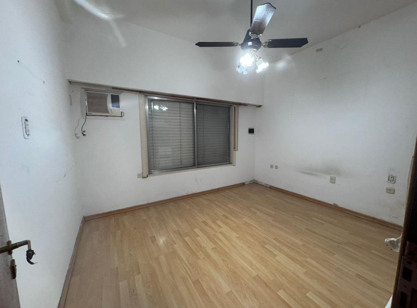 Foto de IMPORTANTE CASA DE 3 AMBIENTES EN ALQUIER, imagen 3