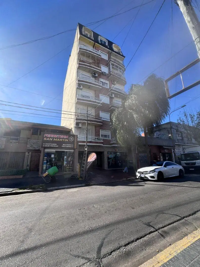 Departamento 2 ambientes. | Av. San Martin al 500 2