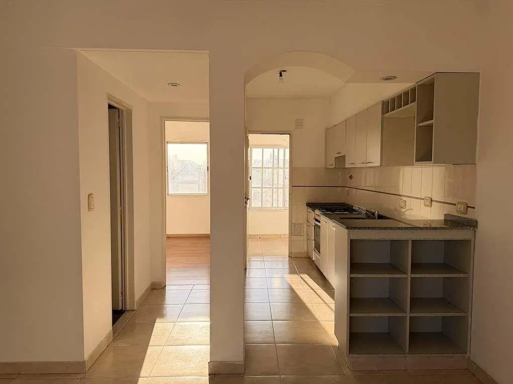 Departamento 2 ambientes. | General Acha al 100 8