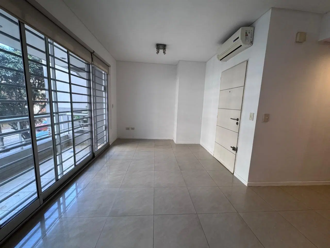 Departamento 2 ambientes. | Rosales al 300 2