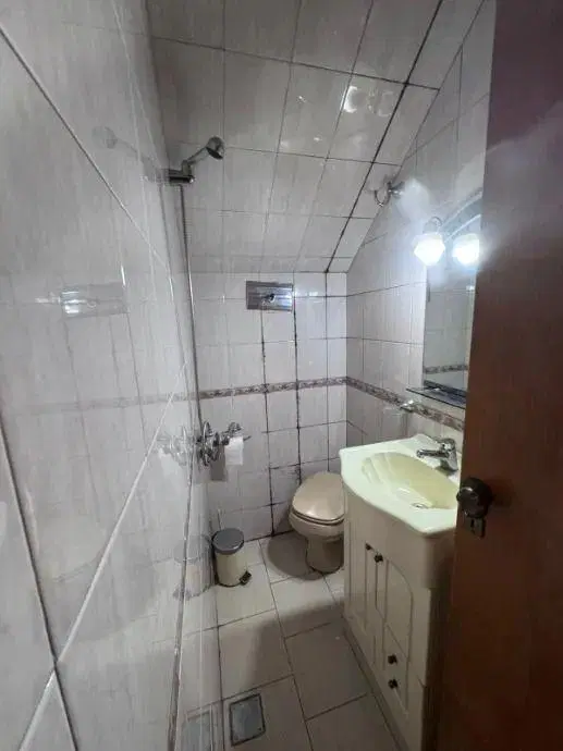 Casa En Alquiler En La Tablada 5