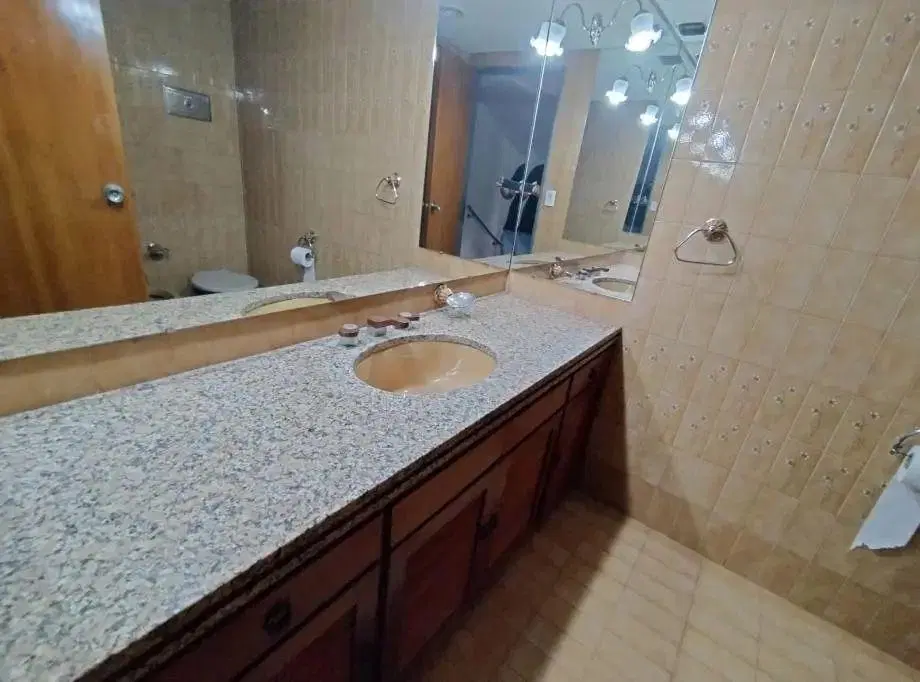 Casa En Venta En San Justo 5