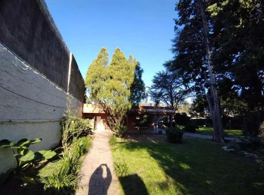 Casa En Venta En Villa Luzuriaga 3