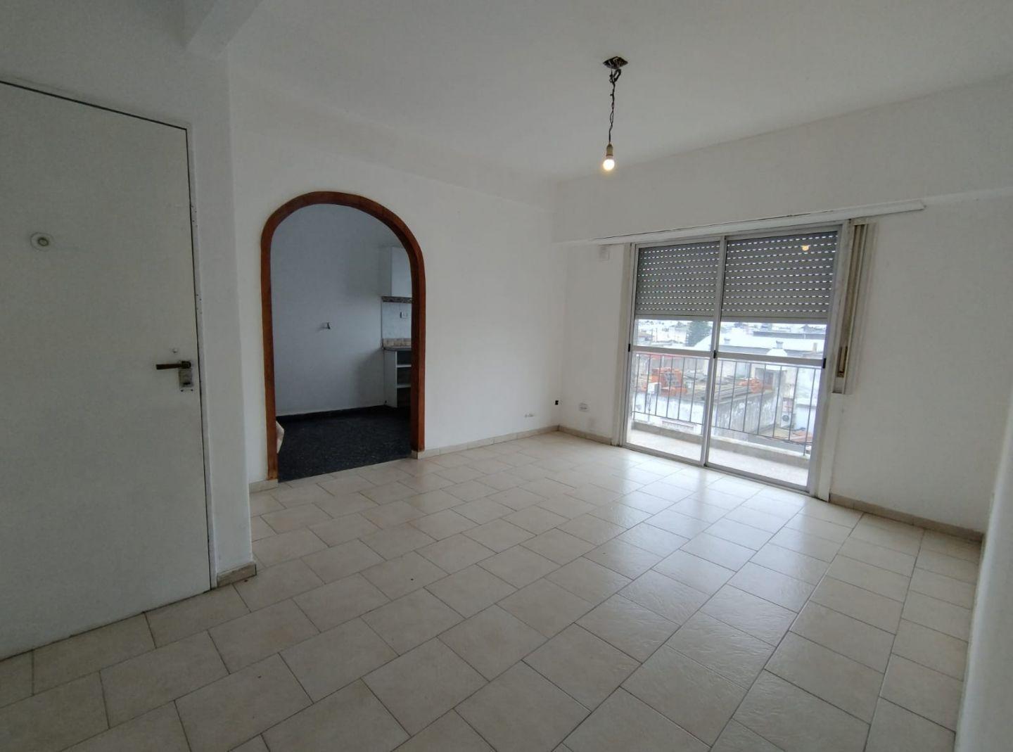 Foto de Departamento 3 ambientes. | Coronel Brandsen al 4000, imagen 3