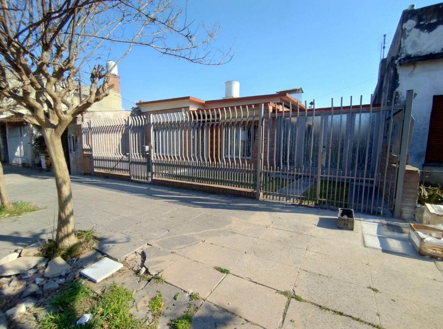 Foto de Casa 3 ambientes. | Amancio Alcorta al 4800, imagen 1