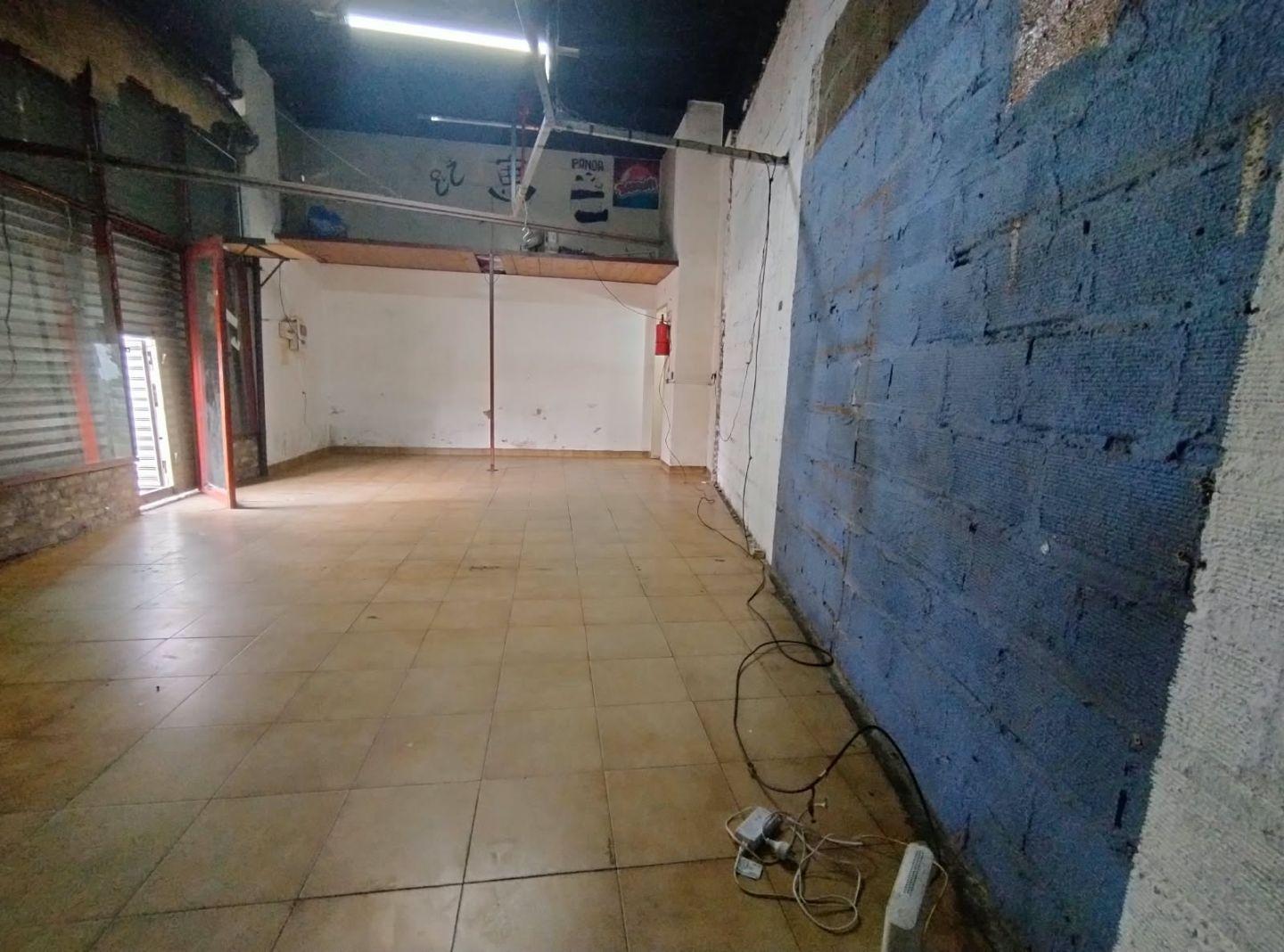 Foto de Local . | Av. Crovara al 4100, imagen 5