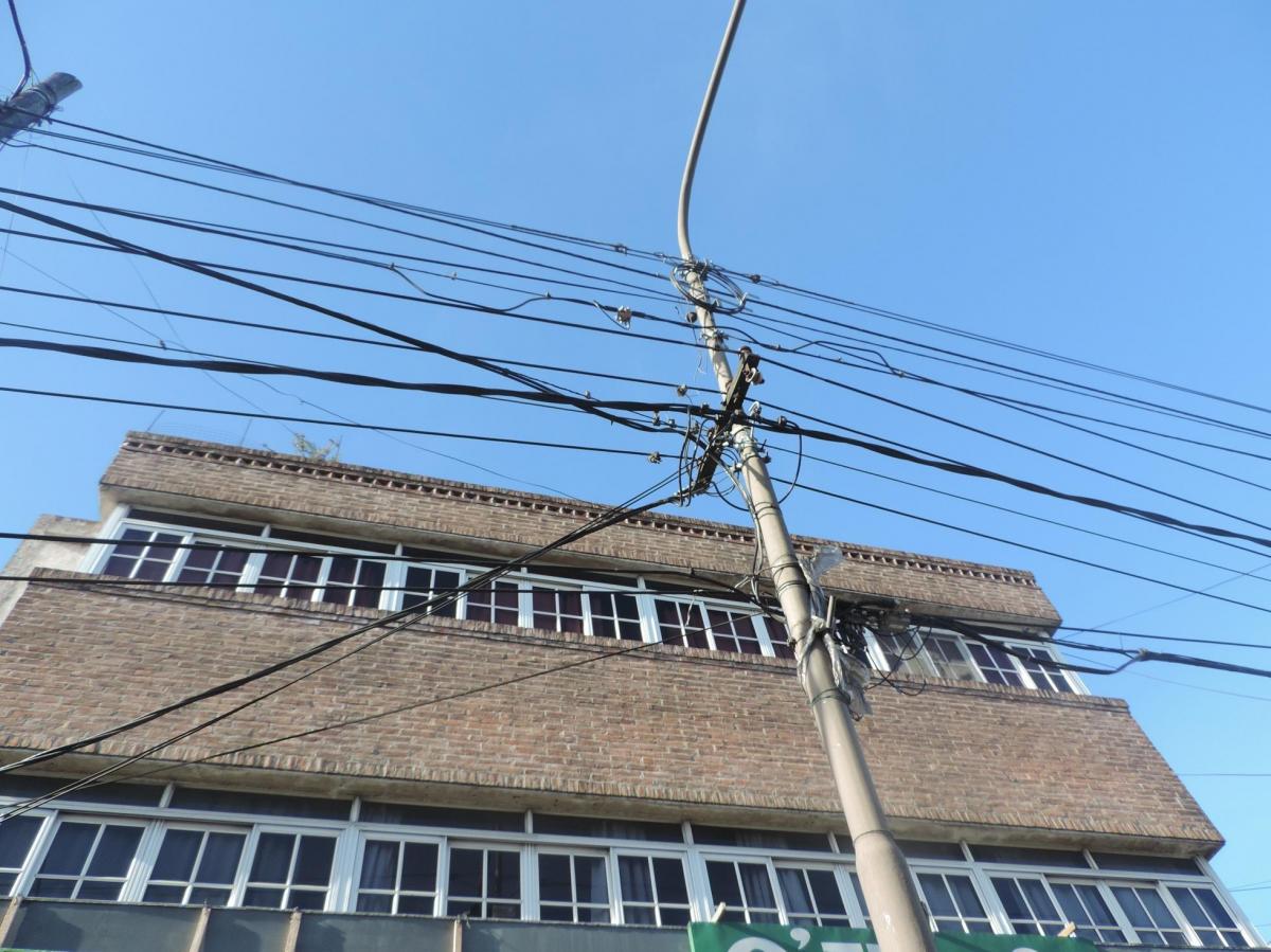 Quilmes Centro. RETASADO Ideal Emprendimiento zona C.L. Fos 0,6 Fot 1.8