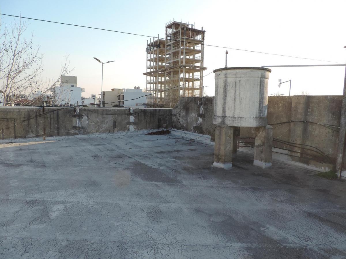 Foto de GRAN LOCAL en Venta, 239m2 en dos plantas, S/ Av.Mitre 4812 Avellaneda, imagen 4
