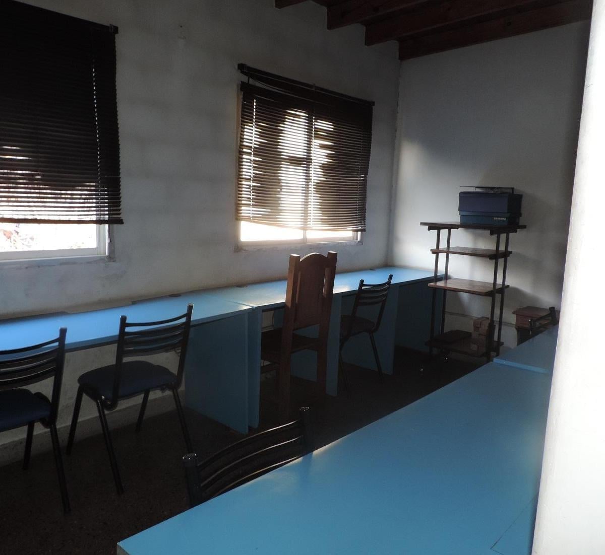 Gran Lote en venta, Av. Mitre   4812 Avellaneda, 8,66 x 22, 239m2 construidos 