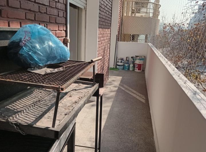 Barracas, EXCELENTE SEMIPISO 4 amb. 2 Bños. Lav. Balcon corrido, Apto credito 3