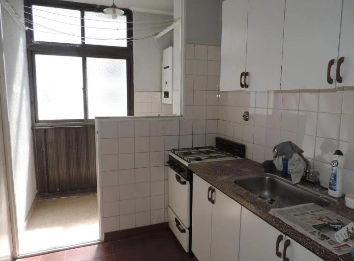 Wilde, Dpto. de 3 amb. cocina, baño. lav. cub.  1