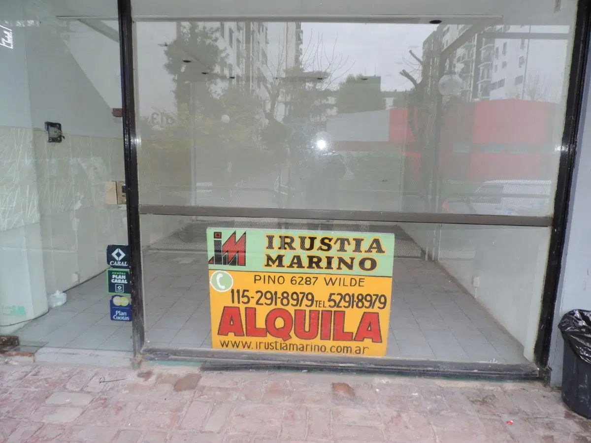Wilde, Local comercial de 3,65 x 5, todo el frente vidriado, puerta de blindex, baños en galeria 1