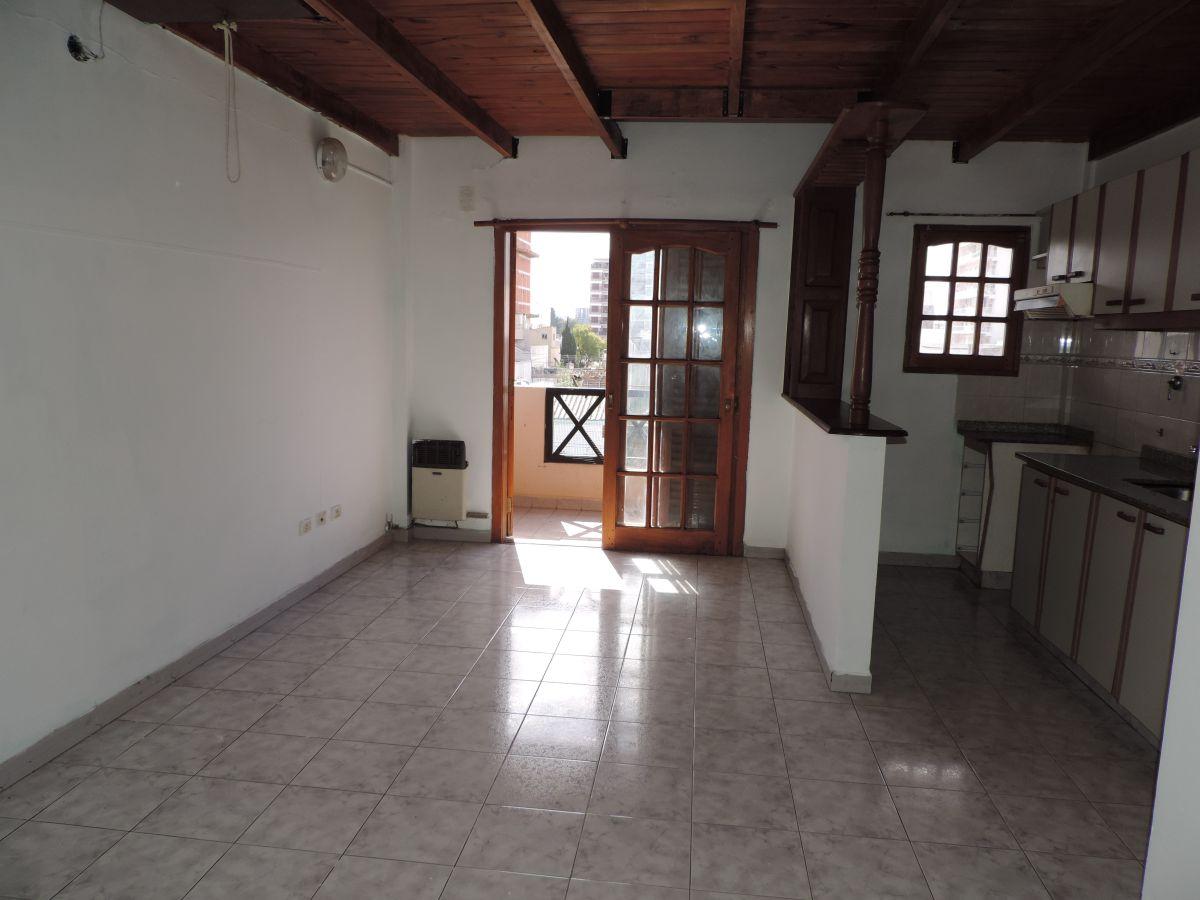 Foto de Wilde, Semipiso de 49m2, Super luminoso, Cochera, Pequeño quincho común, imagen 4