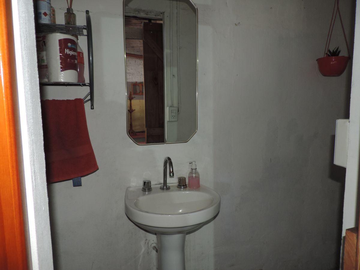 Foto de LOCAL EXCELENTE ESTADO DE 240M2 mas vivienda de 4 amb, 122m2 impecable, imagen 4