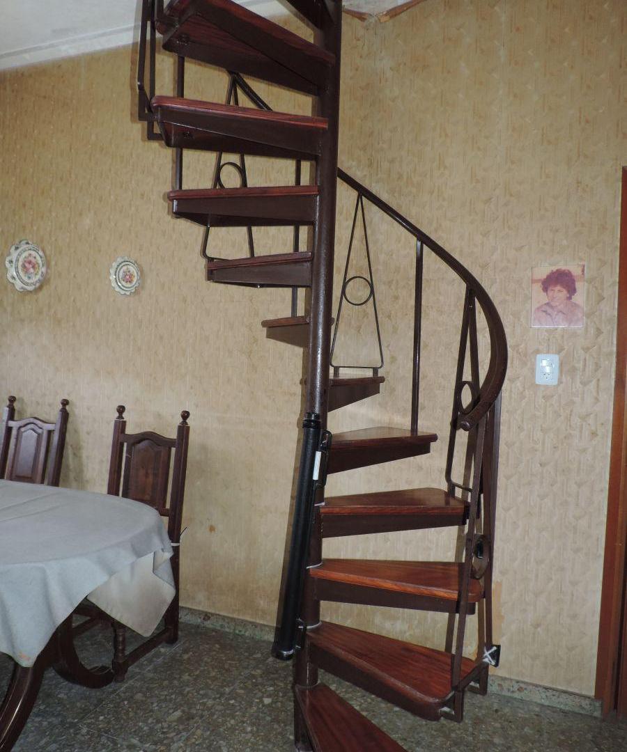 Foto de VENTA Casa de 5 ambientes con 4 dormitorios, jardín y quincho - lote 10, imagen 2