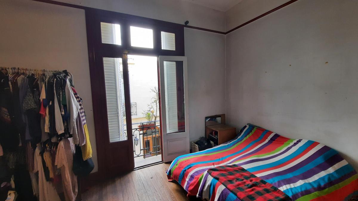 Semipiso de 6 Ambientes en Edificio de Estilo con Vista a Amplio Patio Central 5