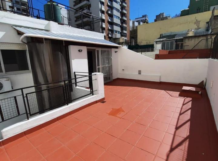 4 ambientes - 2 terrazas - Patio - PH 3