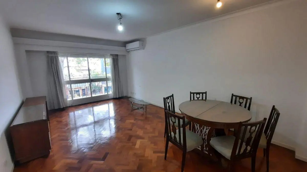 Excelente Semipiso de 4 ambientes en Villa Urquiza, muy luminoso y funcional. 3