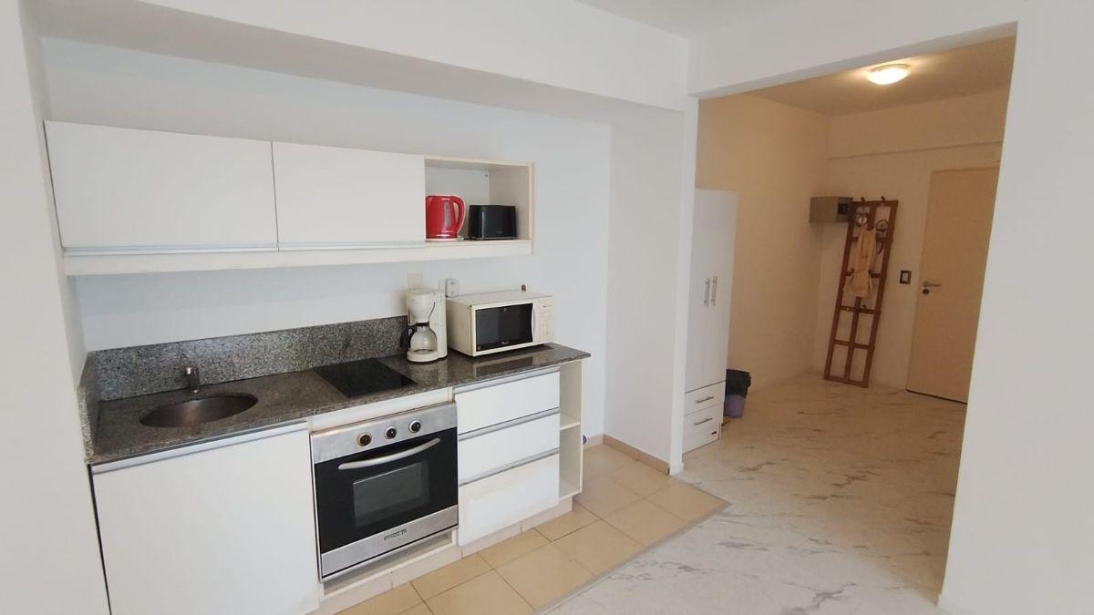 Foto de Palermo Soho - Amplio y luminoso Monoambiente - Piso alto - Balcón, imagen 1