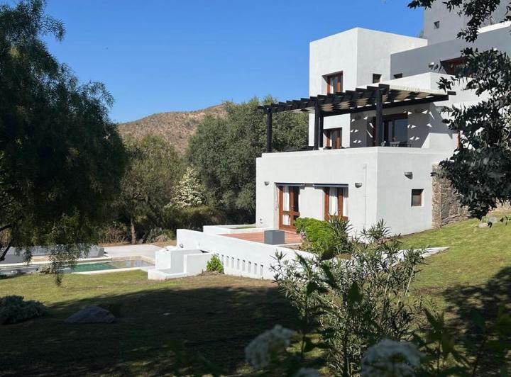 PROPIEDAD A LA VENTA EN POTRERILLO DE LARRETA 4
