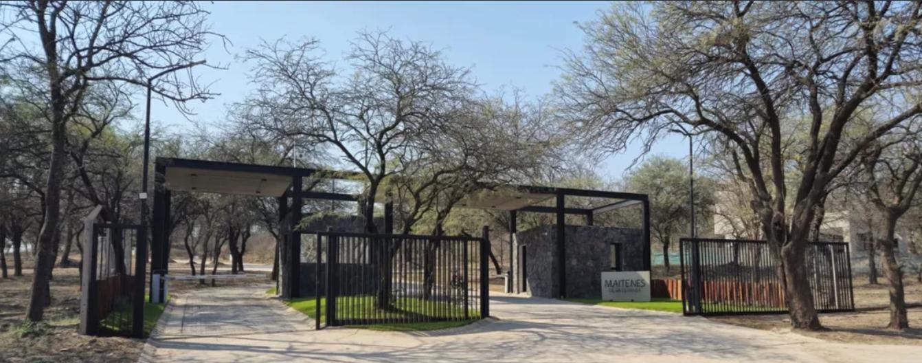 Lote con vistas de 460 m² EN VENTA, en Maitenes de La Deseada