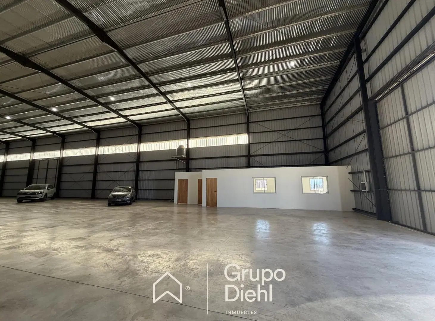 Estratégica nave industrial EN ALQUILER en Polo 52, Zona Sur 4