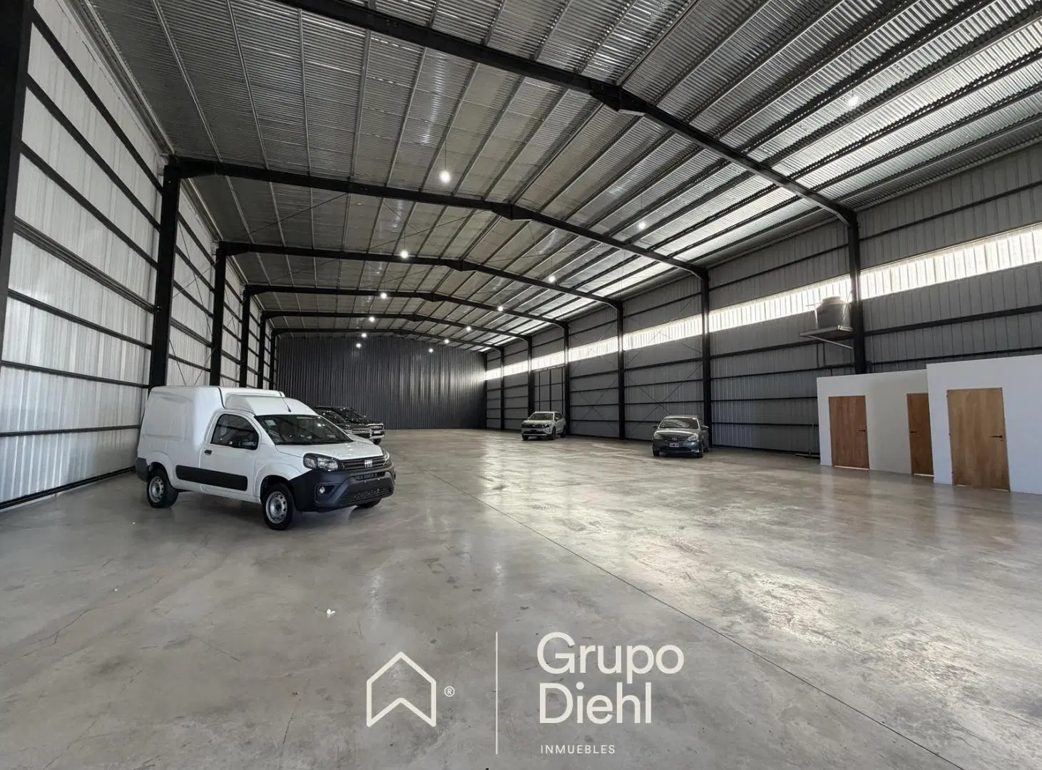 Estratégica nave industrial EN ALQUILER en Polo 52, Zona Sur 5