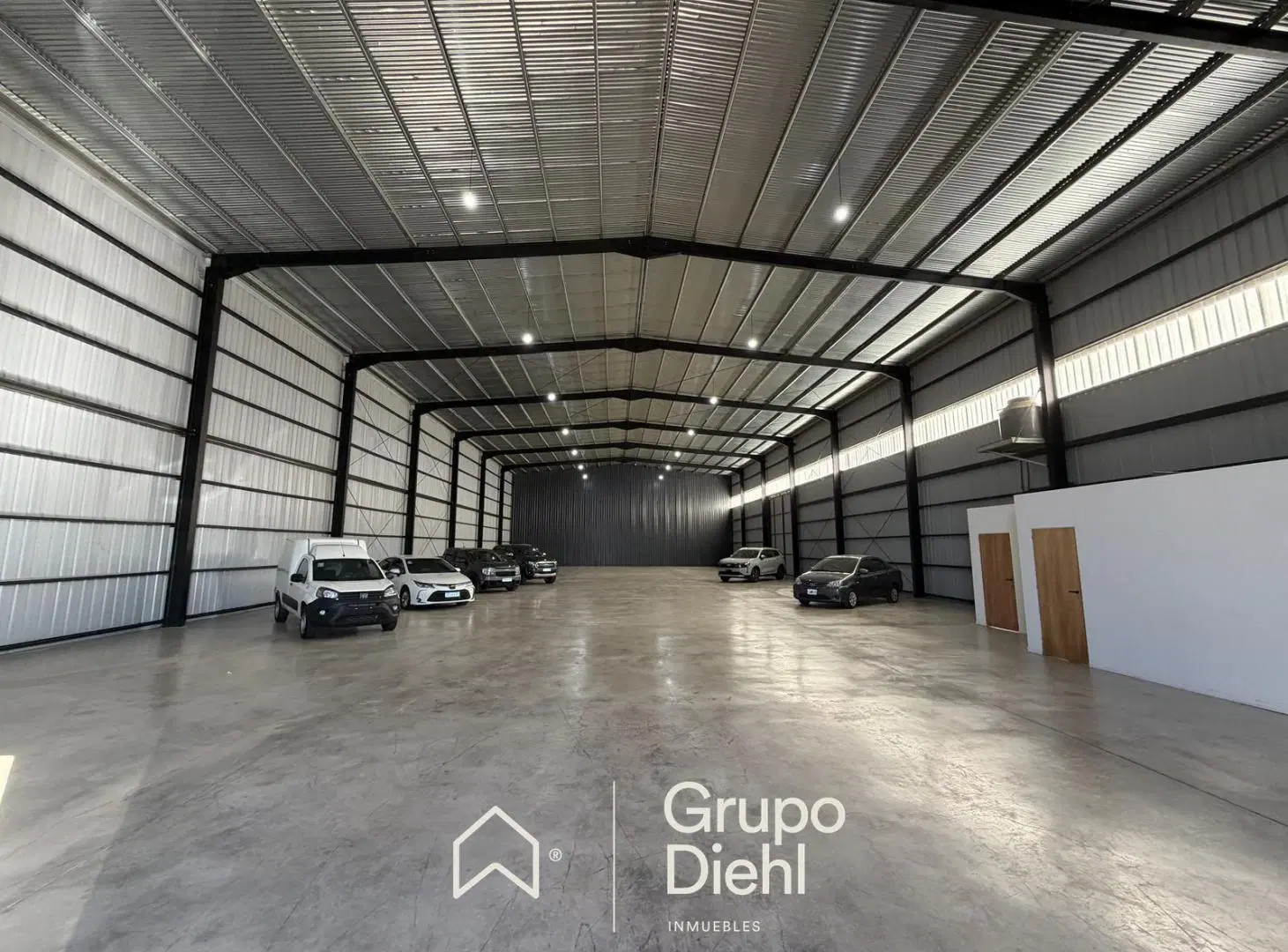 Estratégica nave industrial EN ALQUILER en Polo 52, Zona Sur 3