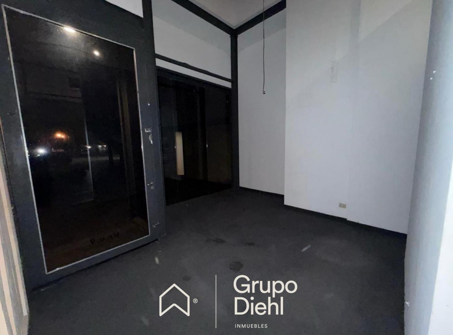 Foto de Tu empresa en Punto Oeste Mall, sobre la rotonda de Heriberto Martínez, imagen 3