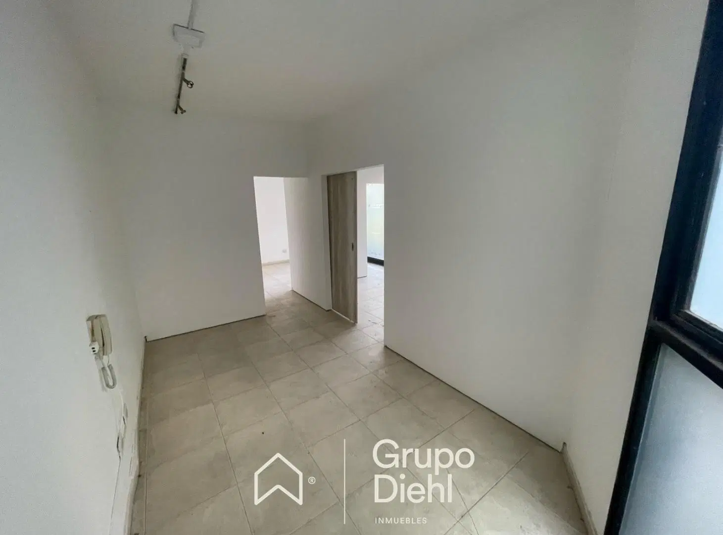 Funcional oficina comercial EN ALQUILER en Villa Allende Centro 5