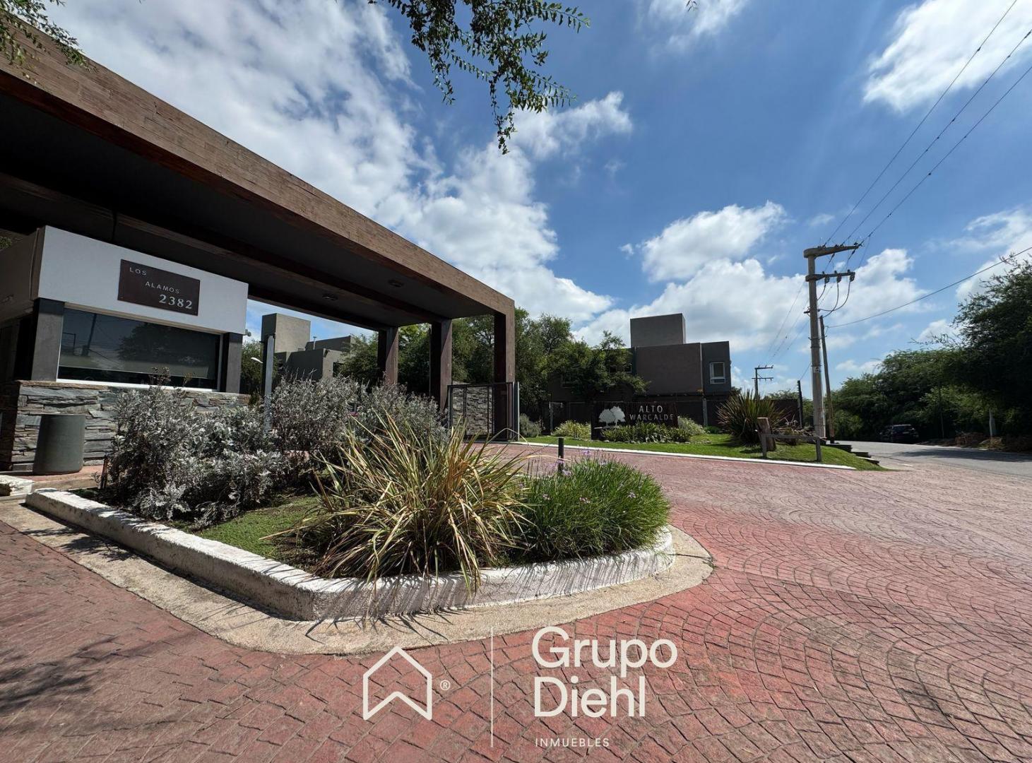 DUPLEX 2 DORM! ALTO WARCALDE