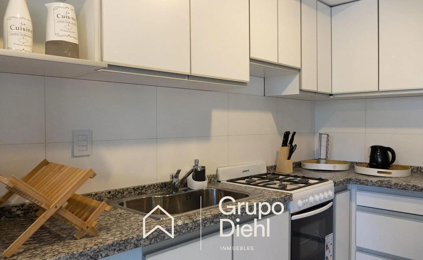 Departamento Amoblado - Valle Escondido 1
