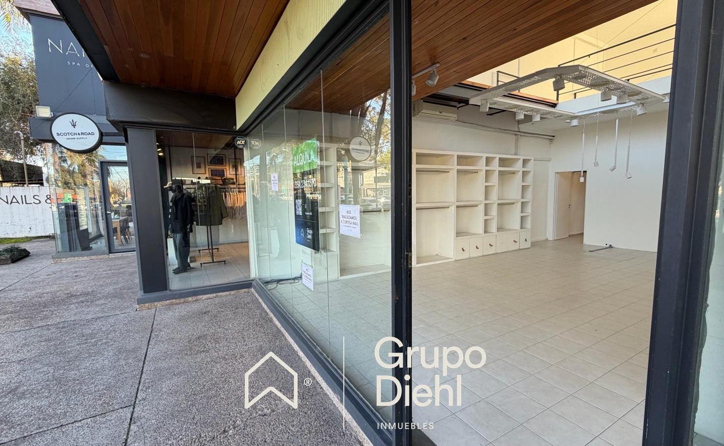 Foto de En el corazón comercial de Los Carolinos, una ubicación que potencia tu, imagen 1