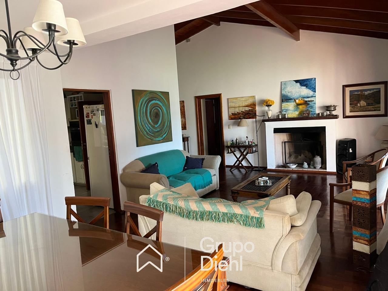 Foto de Casa 3 dorm, amplio jardin con pileta EN ALQUILER galería cerrada, imagen 4