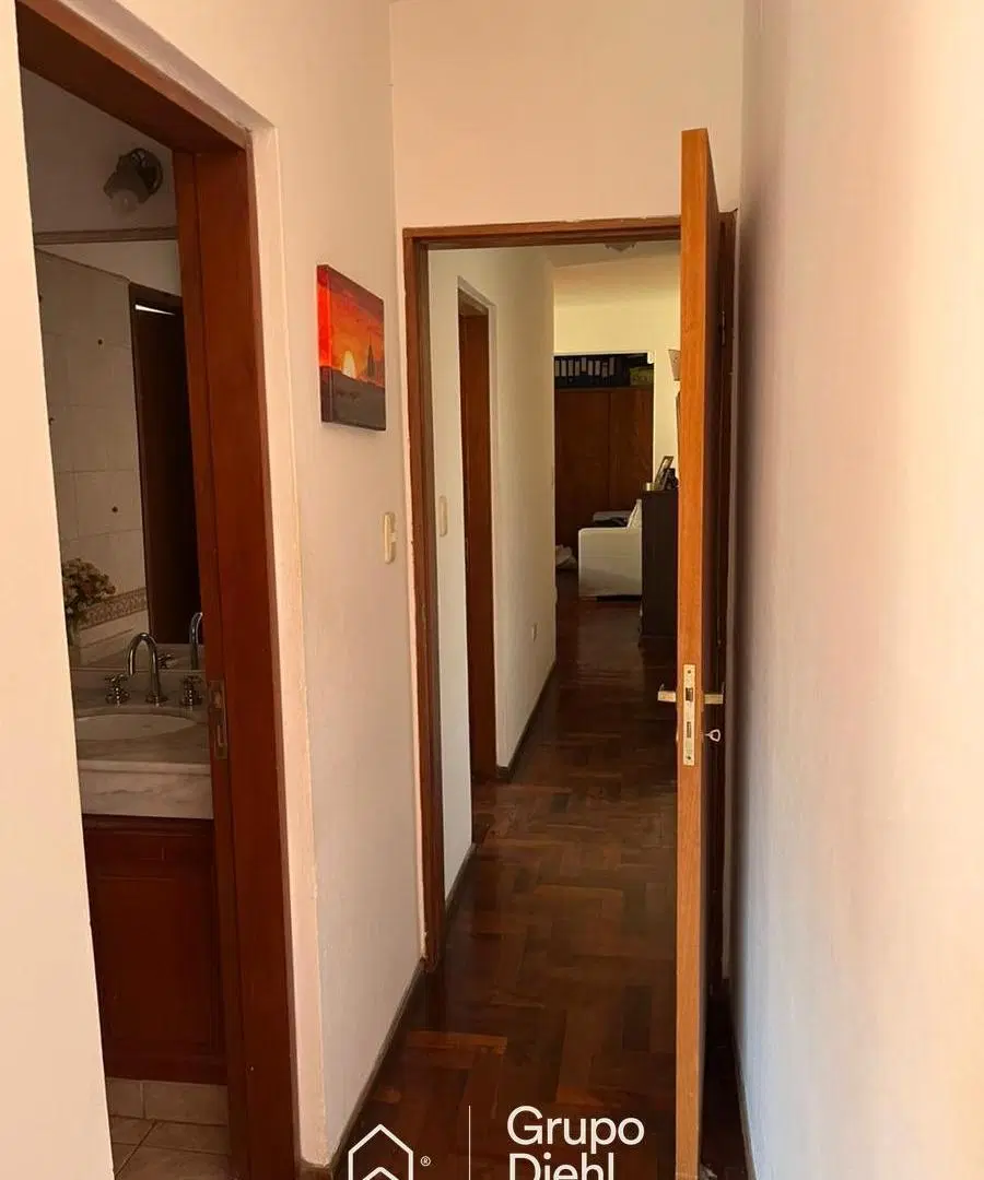 Casa 3 dorm, amplio jardin con pileta EN ALQUILER galería cerrada 8