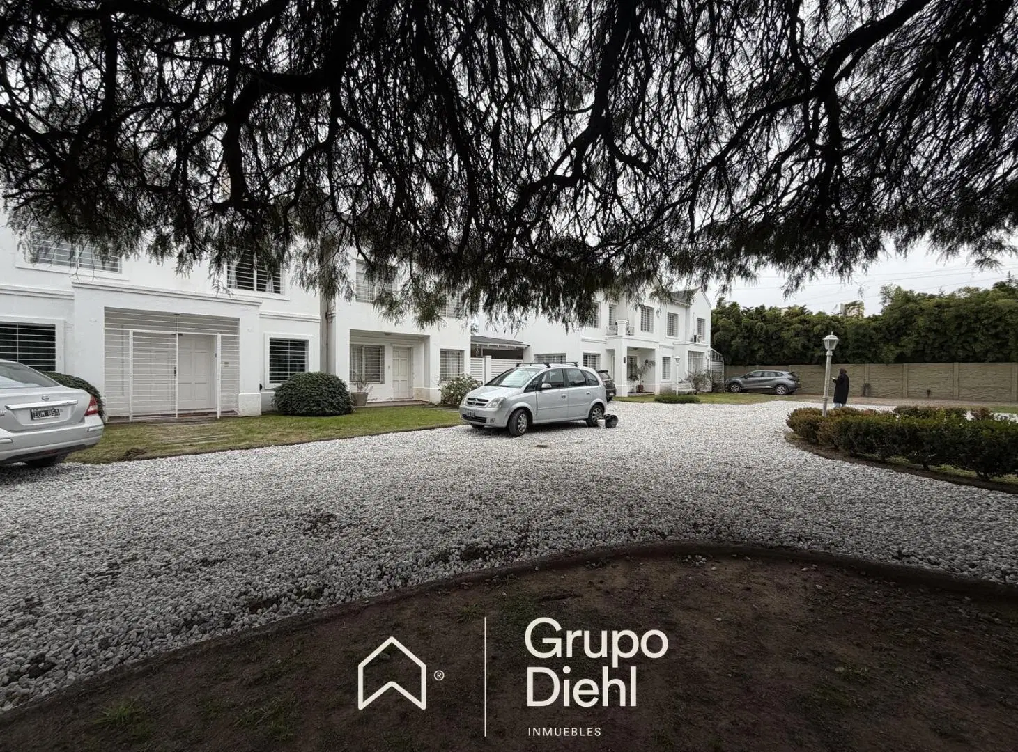 Casa EN ALQUILER en HOUSING sobre Recta Martinolli 1