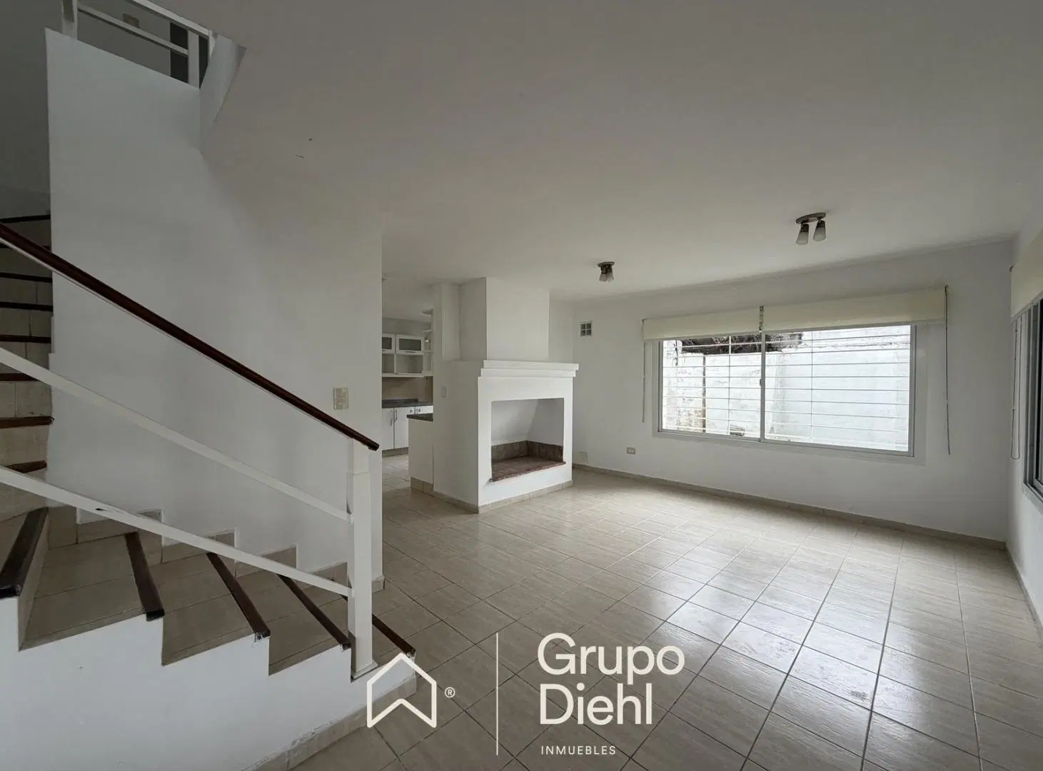 Casa EN ALQUILER en HOUSING sobre Recta Martinolli 2