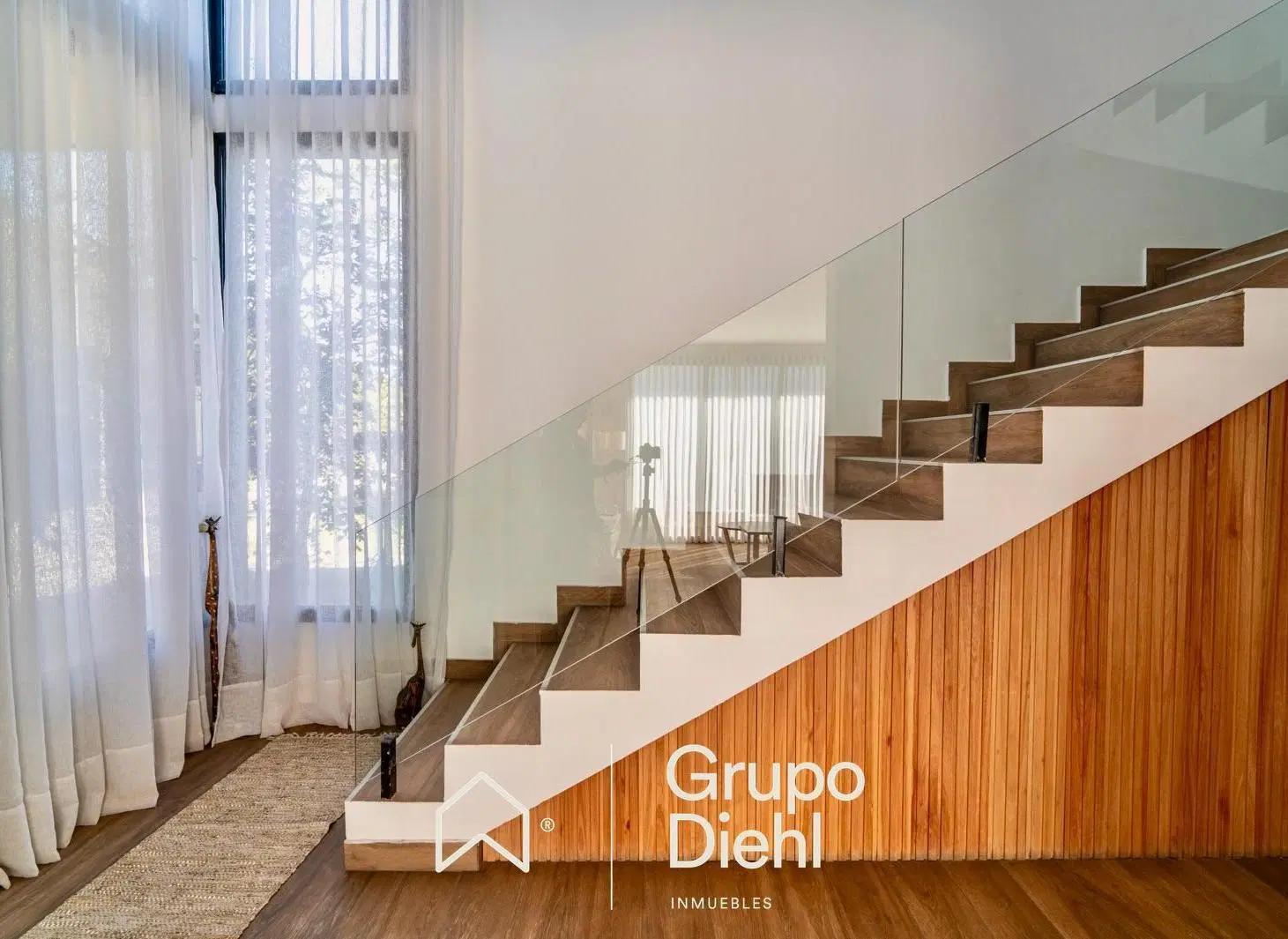Casa de diseño EN VENTA en Santina Norte 5