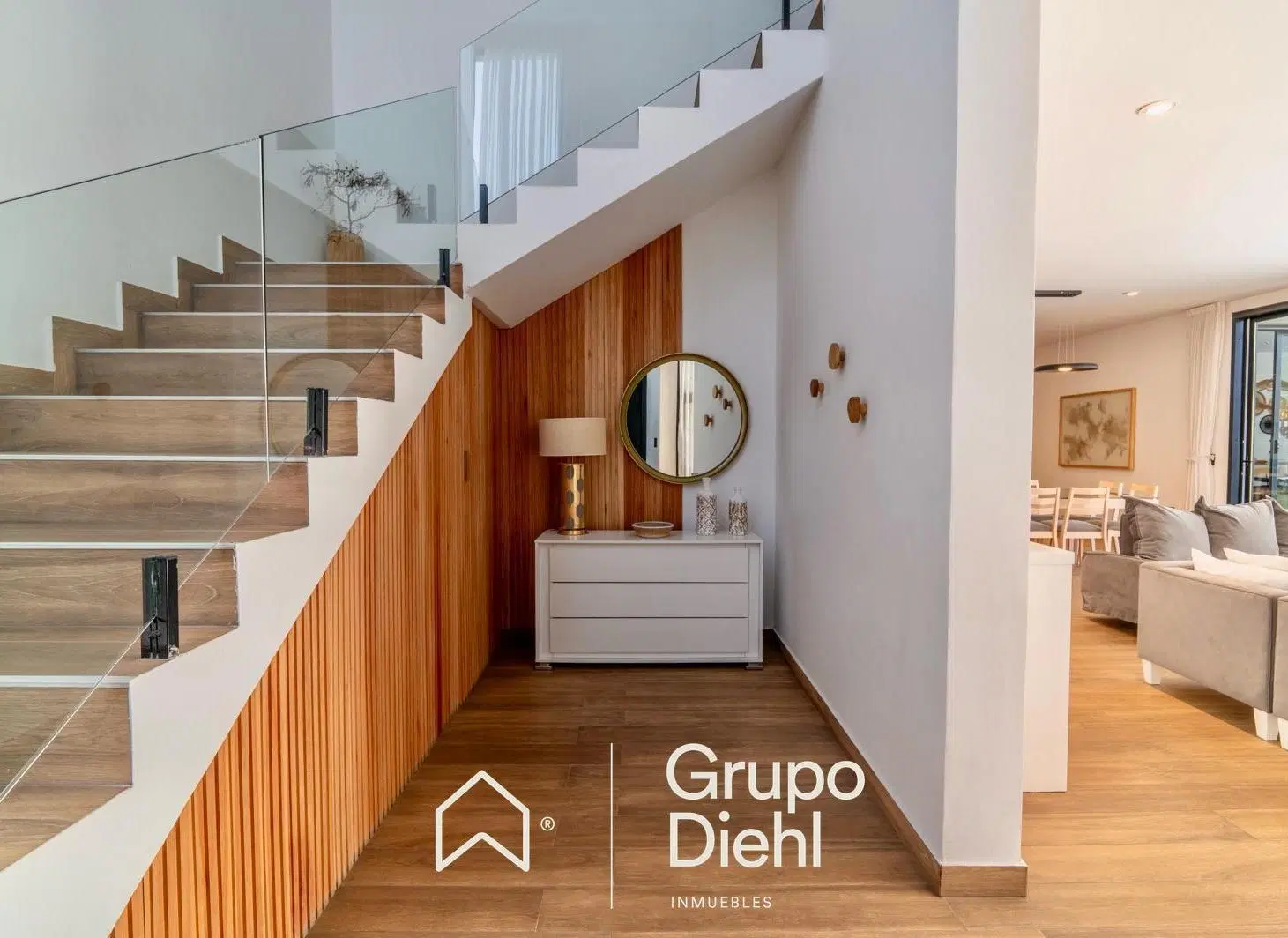 Casa de diseño EN VENTA en Santina Norte 4