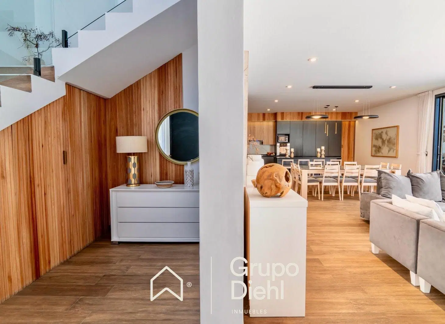 Casa de diseño EN VENTA en Santina Norte 3