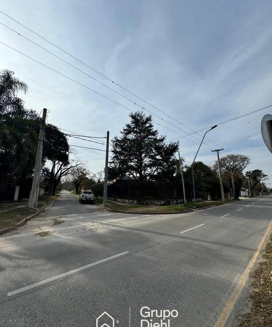 Foto de PROPIEDAD A LA VENTA ARGUELLO / EXCELENTE ESQUINA SOBRE AV. RICARDO, imagen 1