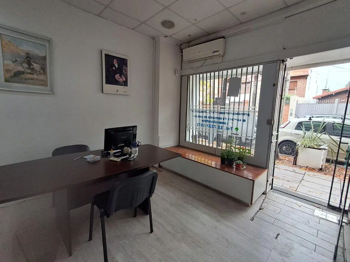 LOCAL COMERCIAL en Castelar Centro en ALQUILER 3